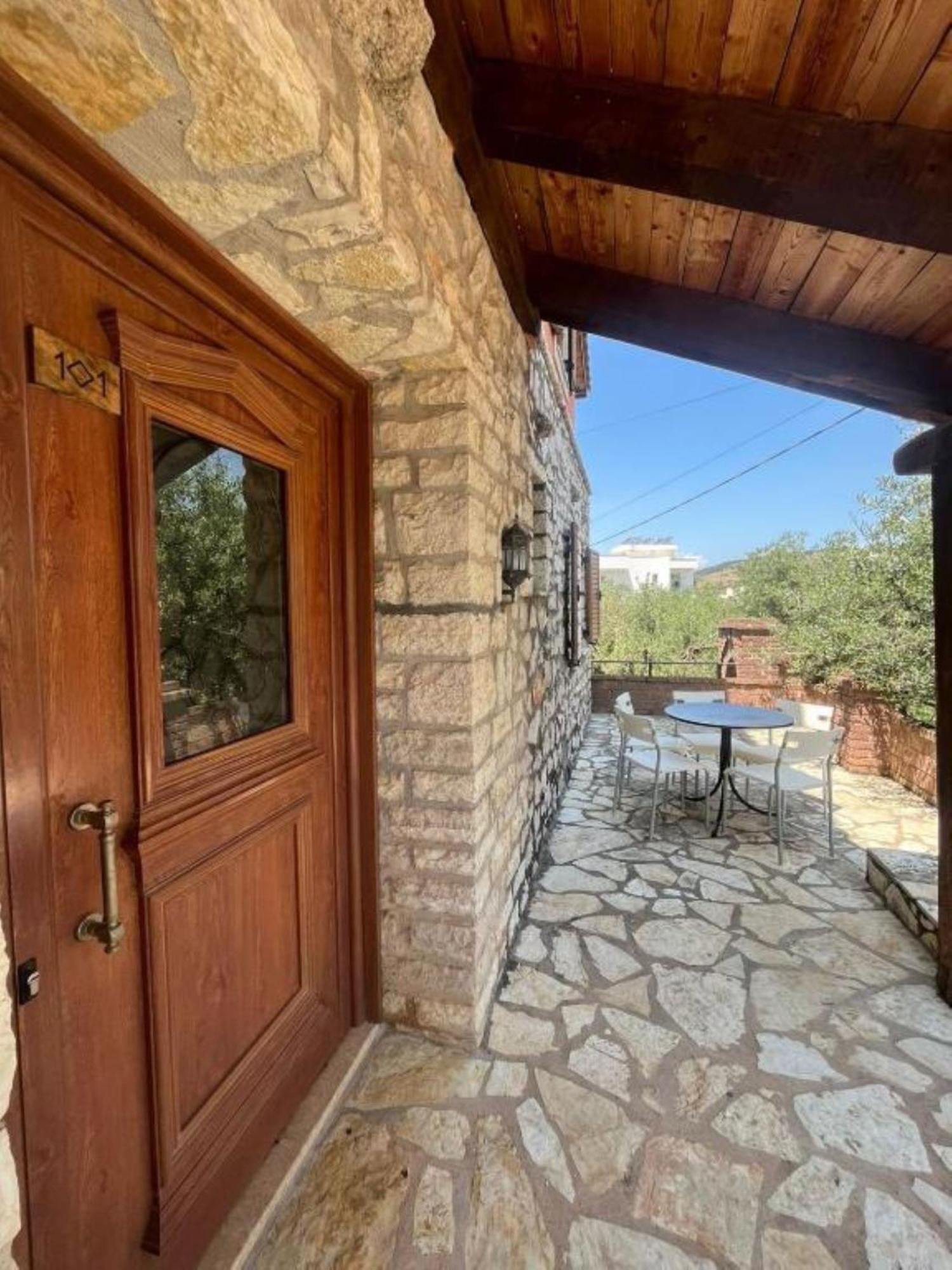Villa Kolonja Ksamil Exteriér fotografie
